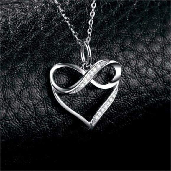 New Silver Sim. Diamond Infinity Heart Necklace - Picture 4 of 4